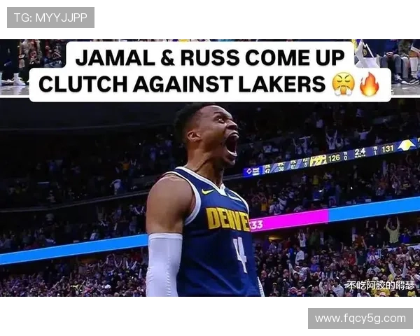 布克连吃两次技术犯规引争议 裁判称未看到关键瞬间引发热议